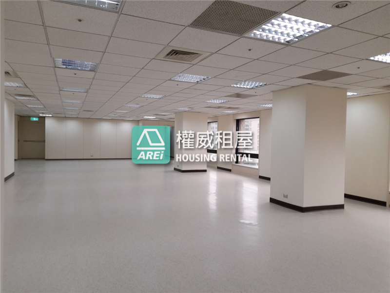 高質辦公大樓高樓層辦公室 Upscale Office