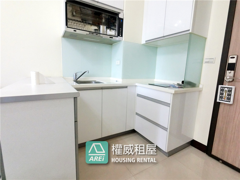 r8亞灣百貨商圈IHOME優質實用大套房