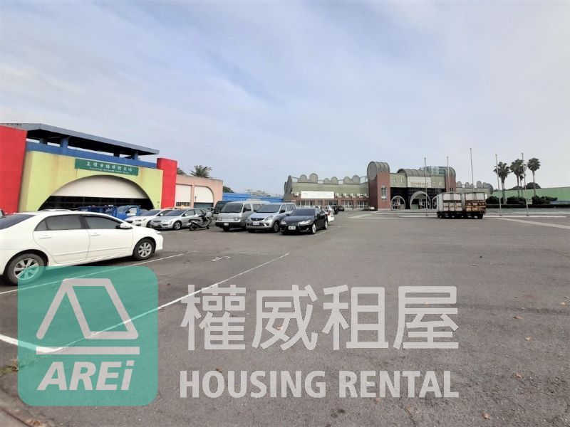 近楠梓火車站透天整棟出租可店住辦