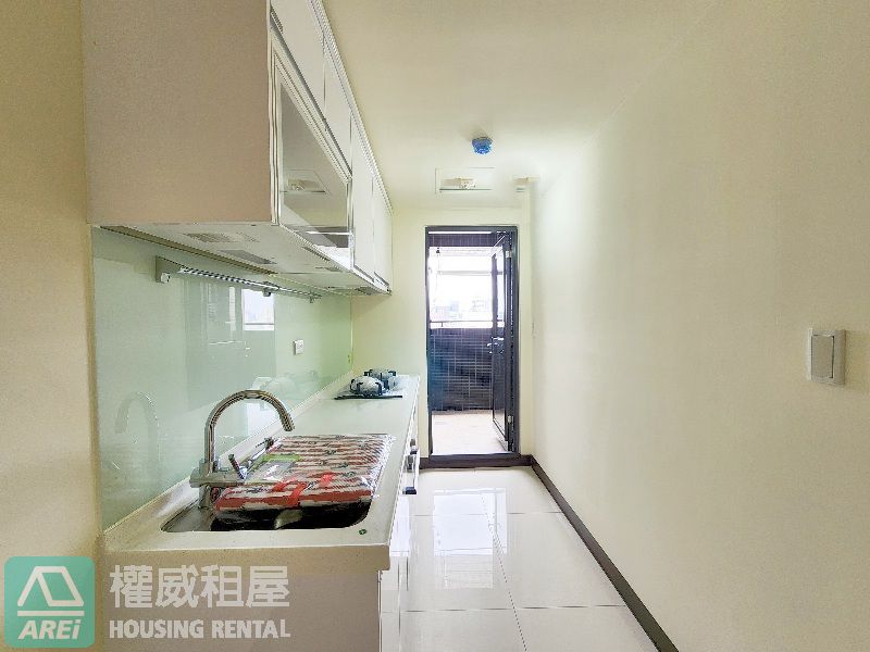 大立商圈中央公園MRT福懋真美極品空屋超大露台三房平車