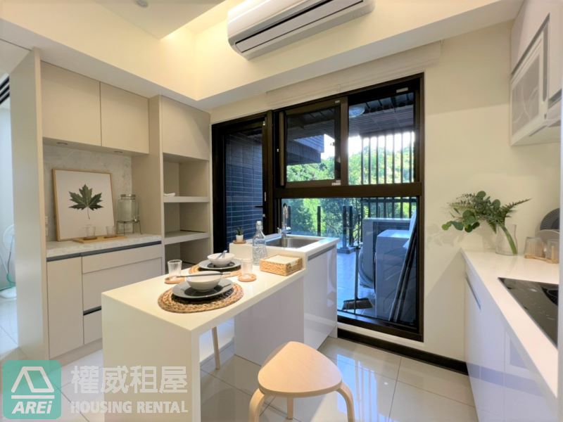 左營悅誠|泳池3房|超大景觀陽台平車