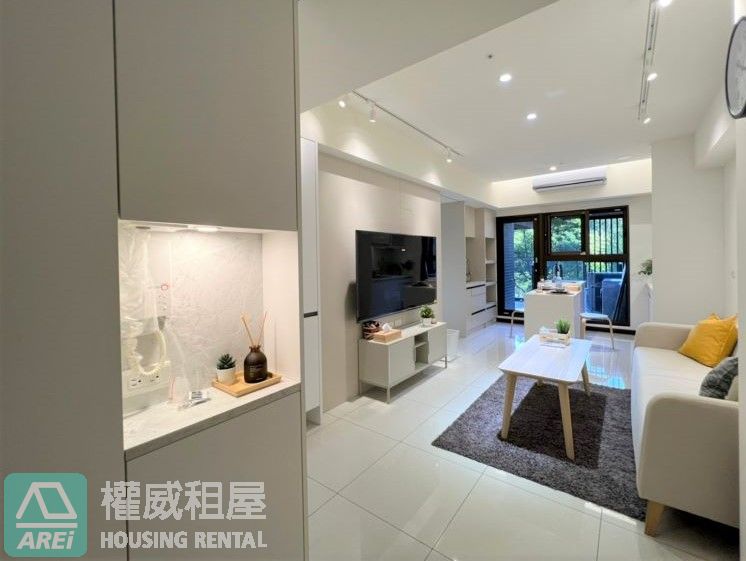 左營悅誠|泳池3房|超大景觀陽台平車