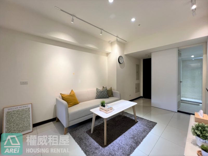 左營悅誠|泳池3房|超大景觀陽台平車