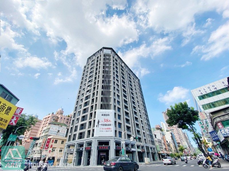 高雄車站MRT站前搶手明亮景觀2+1房