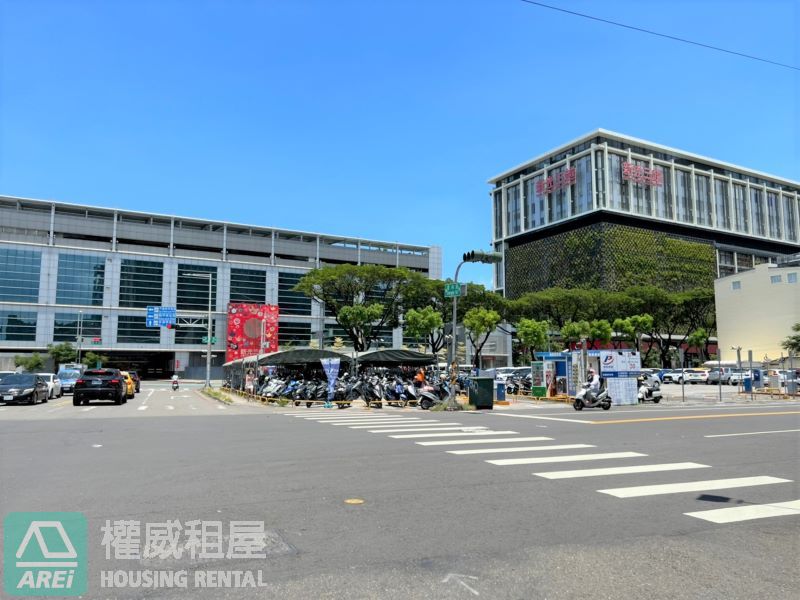 左營高鐵MRT圓禾向青2陽台1+1房車位