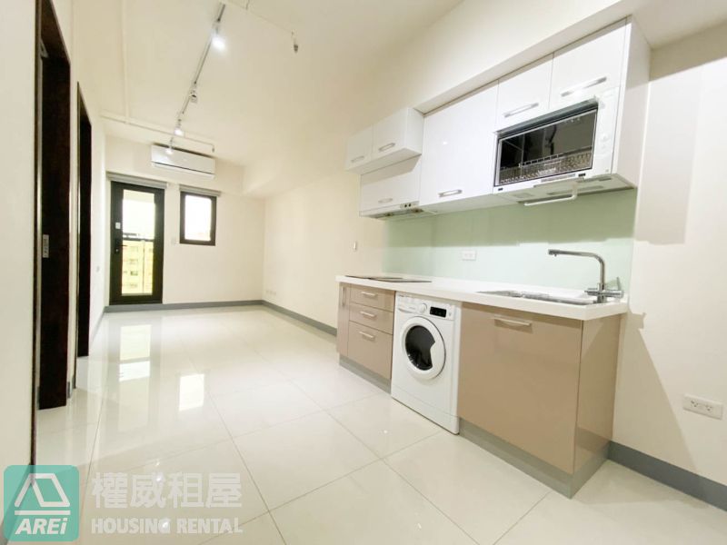 （可租補可報稅）C10輕軌光榮碼頭一方淨高樓層景觀正兩房空屋