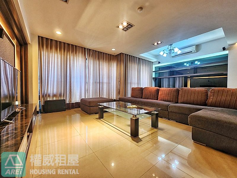 亞灣夢時代太普MOMA無敵景觀精緻三房+平車