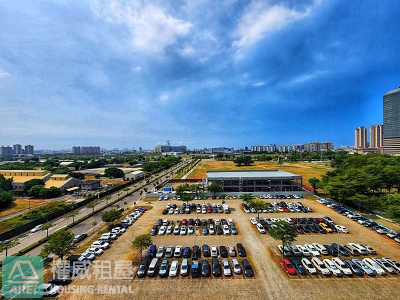 亞灣夢時代太普MOMA無敵景觀精緻三房+平車