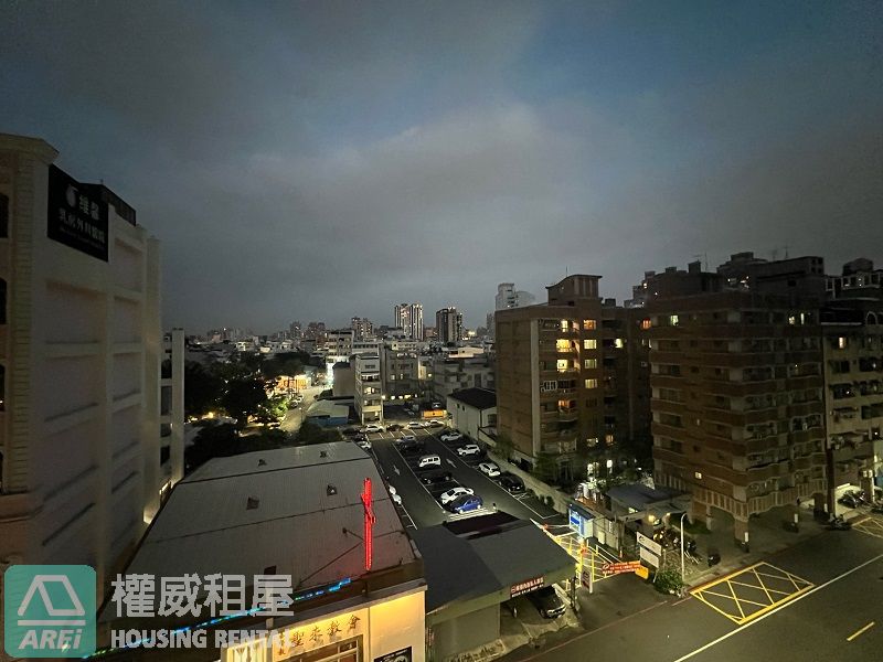 巨蛋MRT博愛100採光3房平車可租補