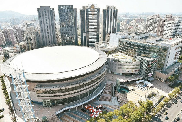 漢神鑫巨蛋泳池景觀簡約典雅兩房雙衛平車