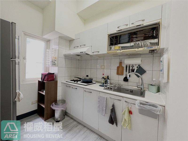 巨蛋MRT琉璃園絕美大露臺2房平車