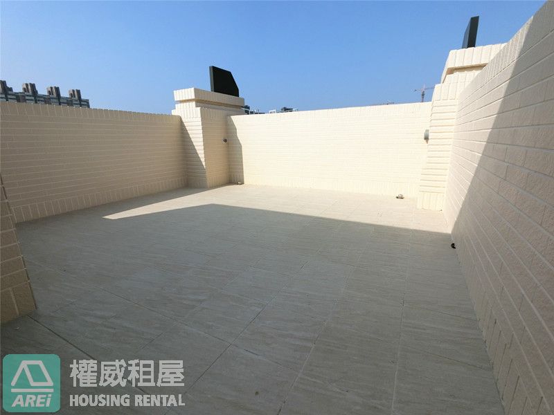近楠梓車站廣上國寶全新燙金店面六間套房