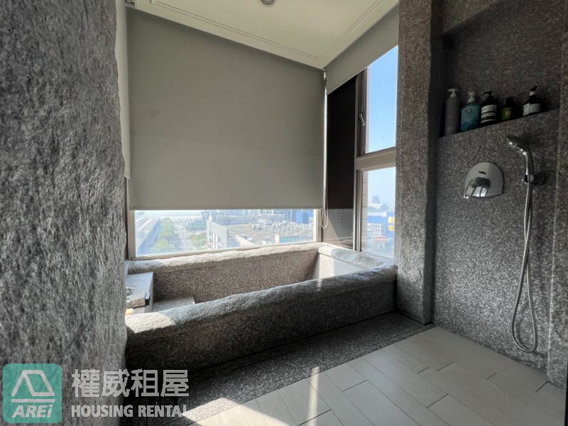 R7獅甲MRT貝拉莫里海景氣派3房+雙平車
