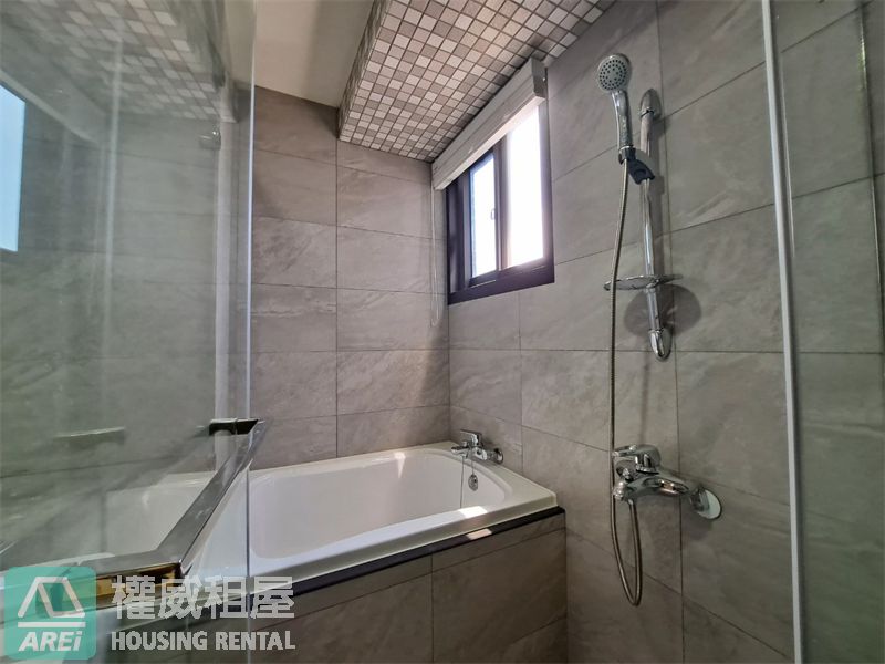 麗晶天際高樓層亮白精緻裝潢2房(1/24之後可預約看屋)