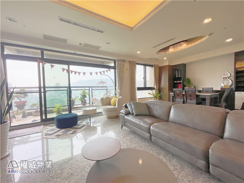 帝門美術館第一排遠山綠景3+1房雙平車