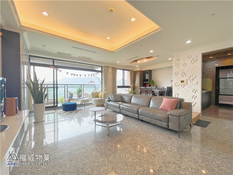 帝門美術館第一排遠山綠景3+1房雙平車