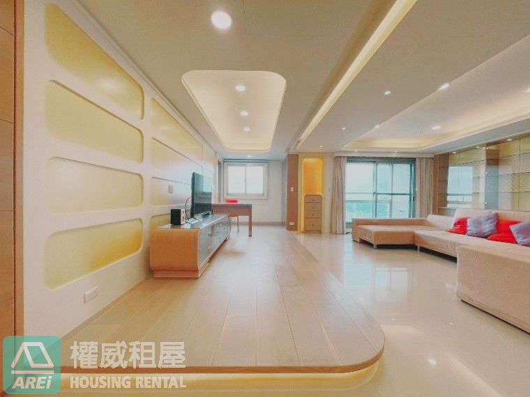 夢萊茵高樓面愛河景3+1房J