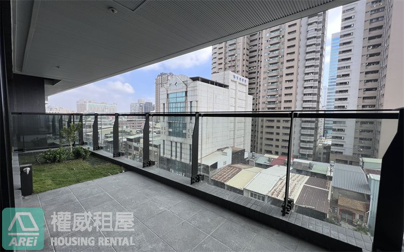 信義國小MRT高雄CBD綠意景觀商辦+雙平車