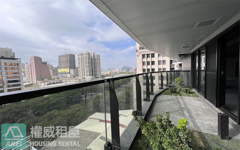 信義國小MRT高雄CBD綠意景觀商辦+雙平車