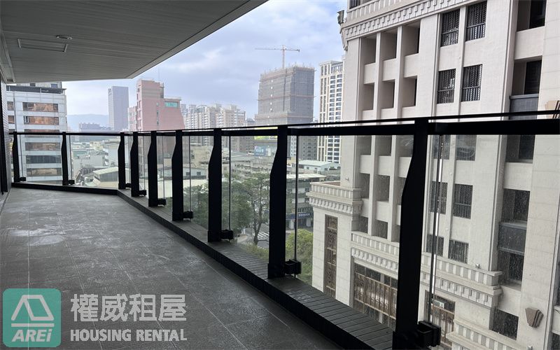 信義國小MRT高雄CBD綠意景觀商辦+雙平車