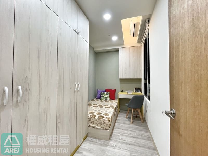 MRT鑫高鐵高樓層景觀三房車位可租補可寵