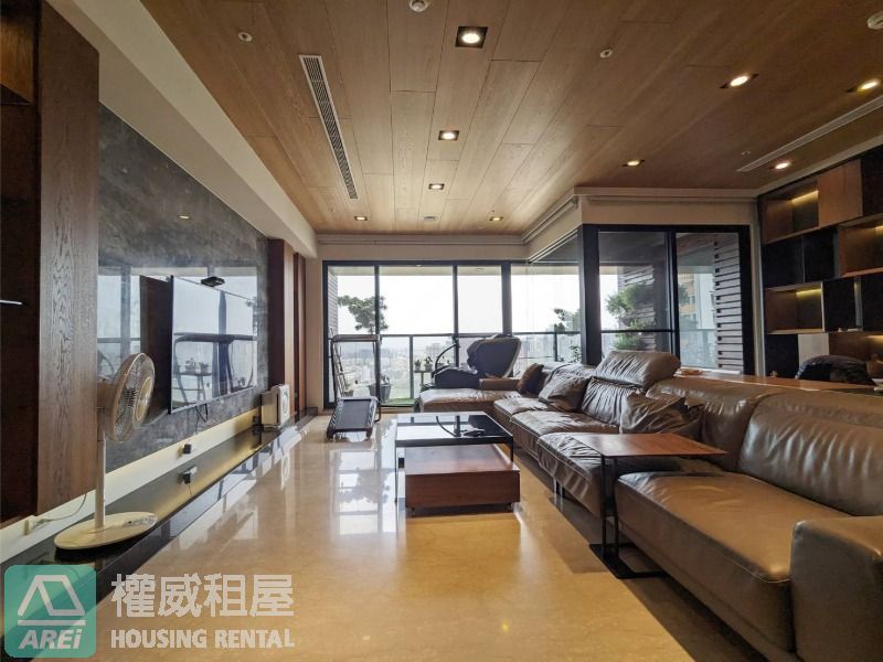 太普美術君臨景觀高樓4+1房平車可寵泳池
