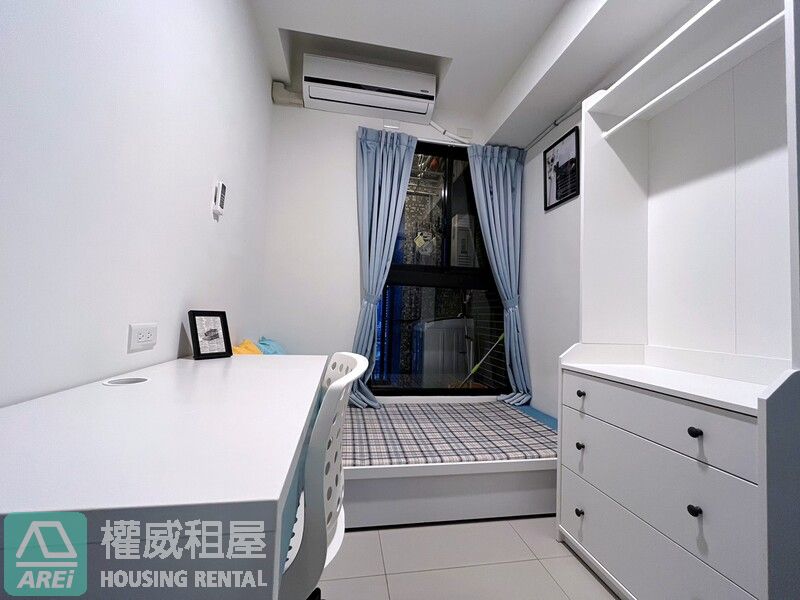 高雄站前樓高景觀佳兩房一廳一衛