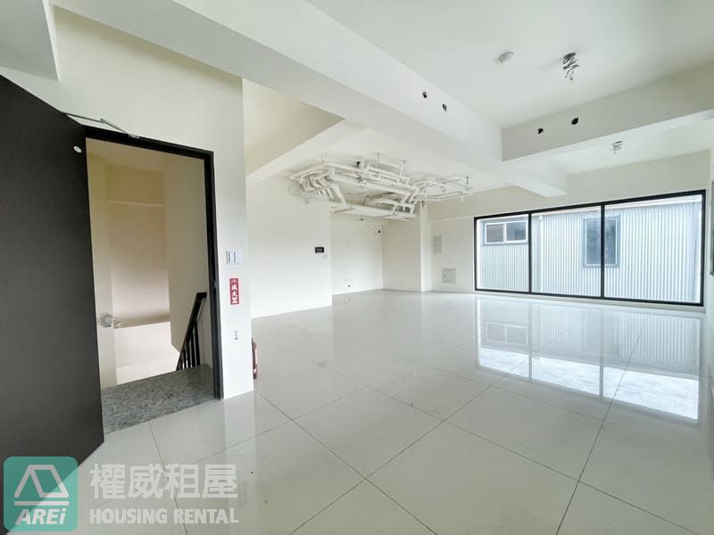 仁武28行館一二樓大店面