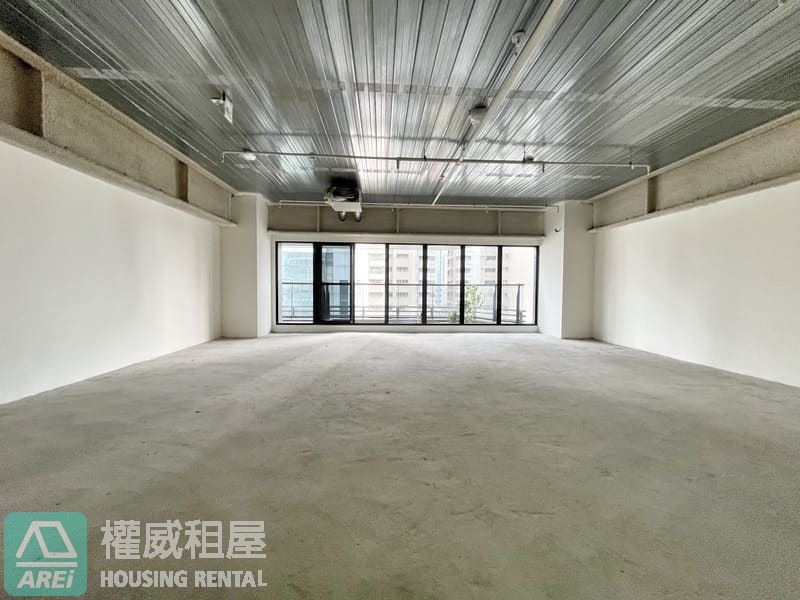 全新高雄中正CBD經貿中心高樓風景辦公室