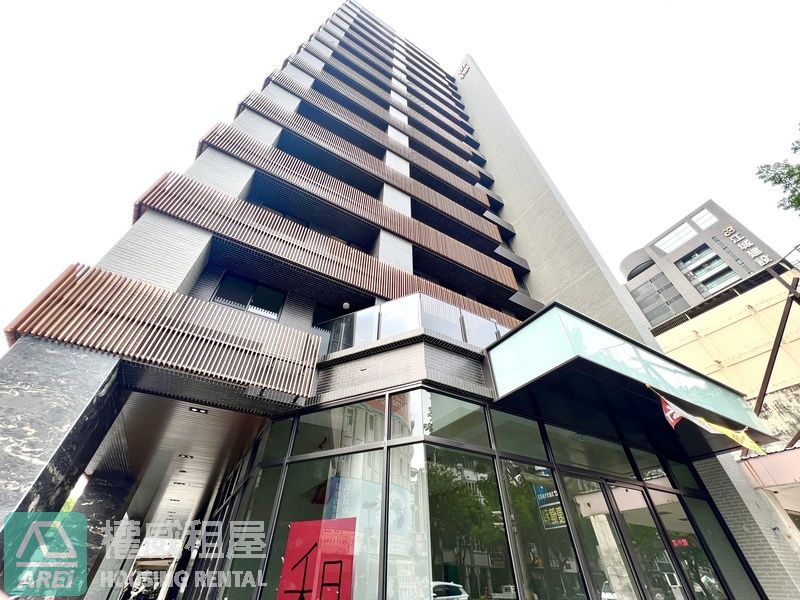 陽明商圈仰德喆黃金樓店含車位