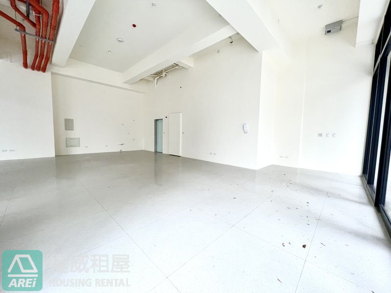 陽明商圈仰德喆黃金樓店含車位