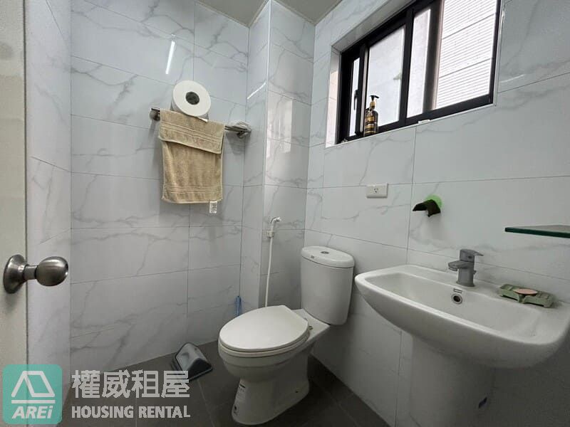 楠梓加工區MRT熱鬧商圈雙店面