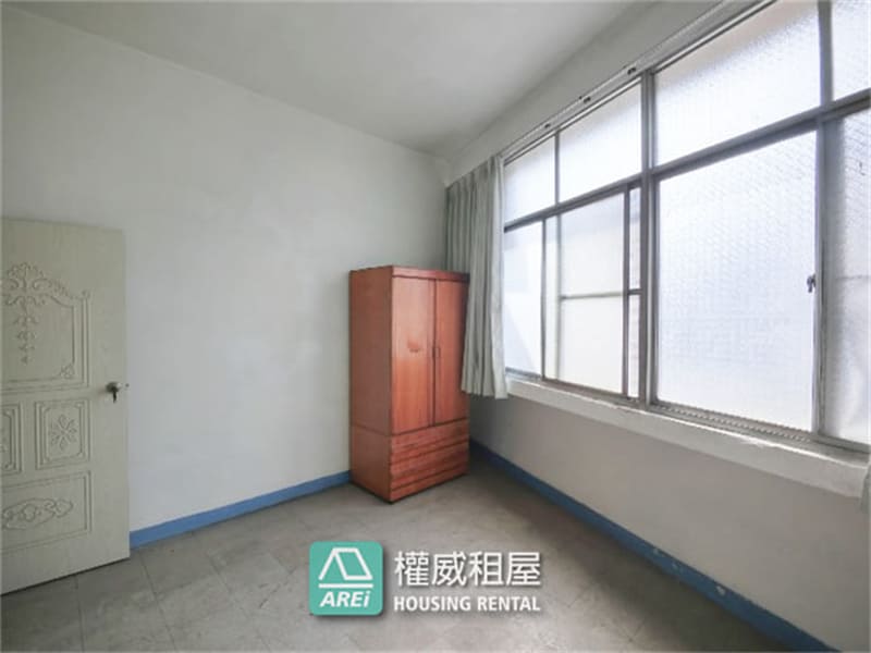 建工商圈空屋透天住辦1+2樓