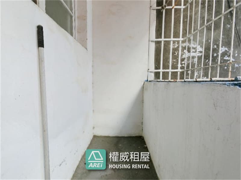 建工商圈空屋透天住辦1+2樓