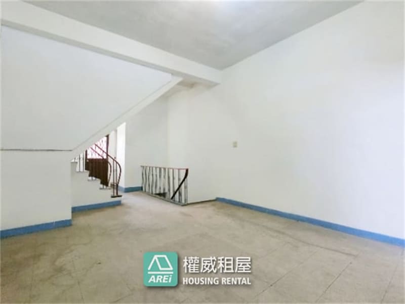 建工商圈空屋透天住辦1+2樓