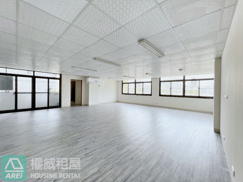 R11高雄車站南港大樓全新裝潢辦公室