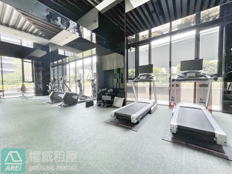 楠梓高大特區京城樂活景觀3+1房平車