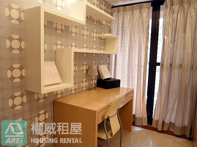 凹仔底站大器堅山大世紀3+1房平車