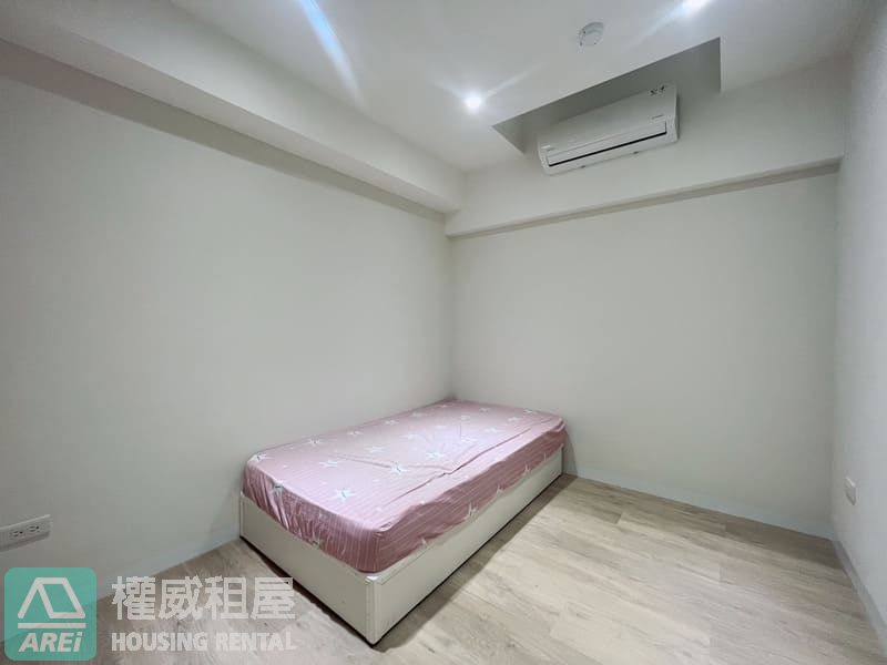 高醫郡都當代｜清新優雅2房車位｜可寵可租補