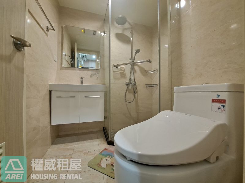 R14 巨蛋博愛香榭1+1房高樓明亮景觀家具全
