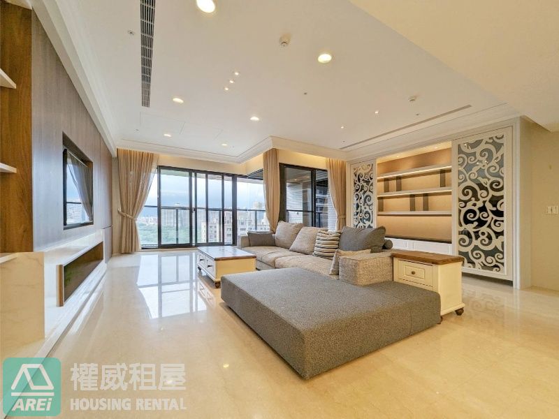 美術館豪宅太普美術君臨首排泳池3+1房平車J
