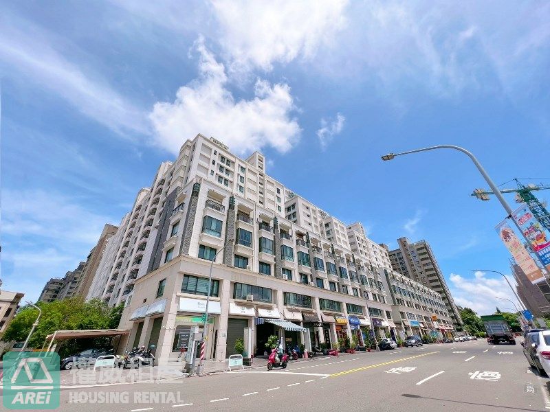 左營大路海軍商圈四季京城優質店面住家空屋