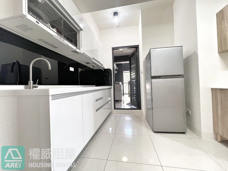 鳳山華友聯森之道稀有2+1房大露臺平車(可租補)