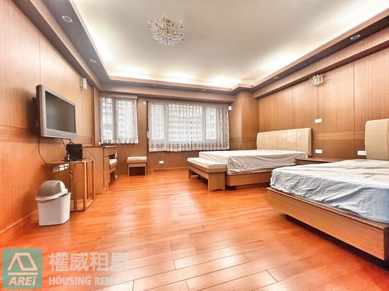 亞灣漢神天星機能飯店宅泡湯屋