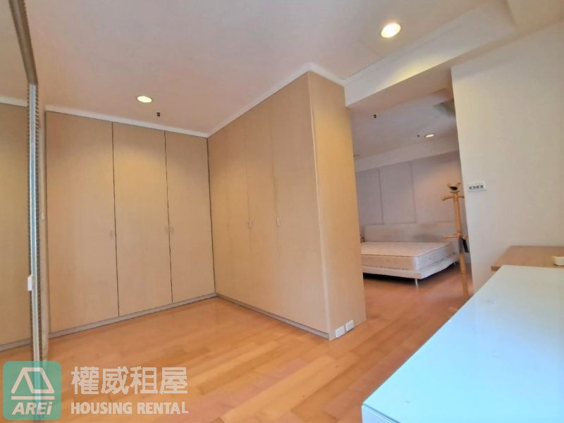 美術館馬爾地夫高樓層無限棟距五房平車景觀宅