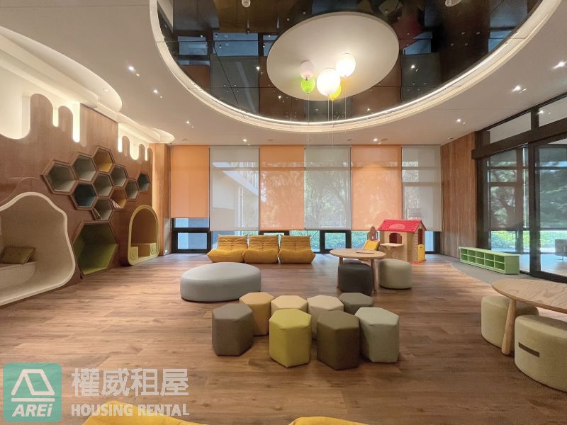 橋頭京城森遠陽台進出2房平車