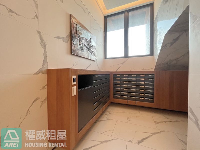 橋頭京城森遠陽台進出2房平車