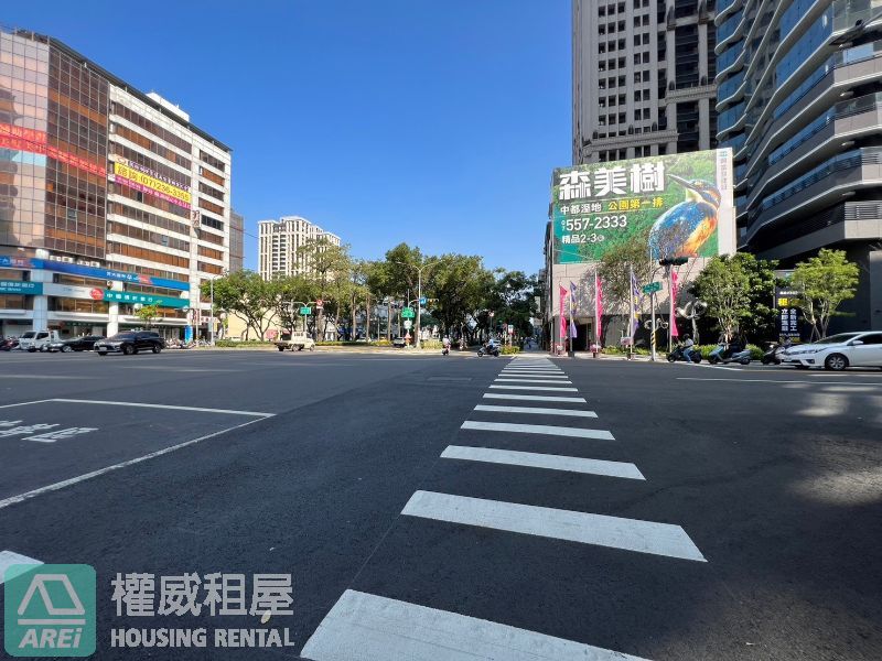 民族路稀有店面出租