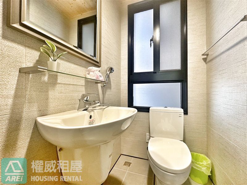 高醫熱河22重奏新景觀2+1房平車