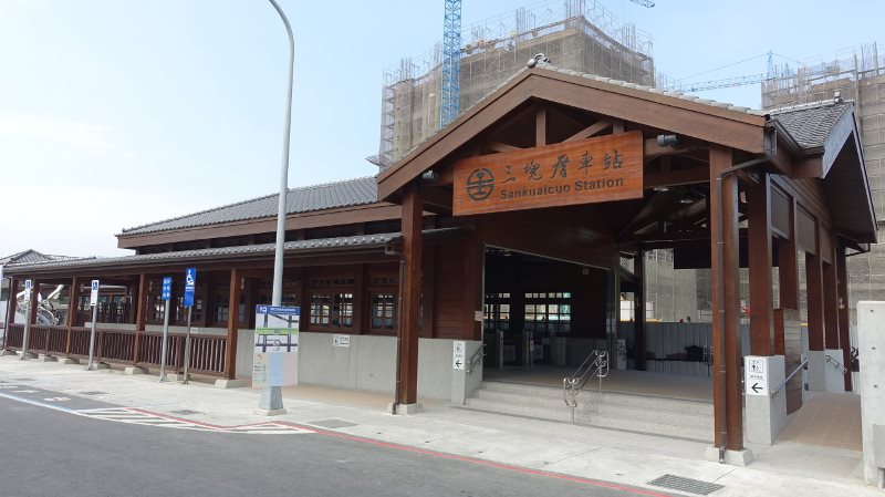 高醫熱河22重奏新景觀2+1房平車